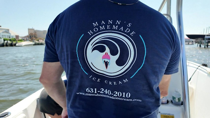 Video thumbnail for Mann's Homemade Ice Cream boat brings sweet treats onto Long Island waters