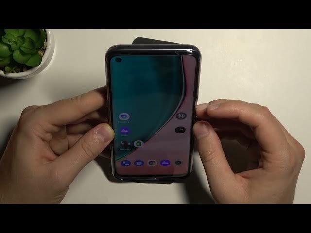 Video thumbnail for Realme 8i Face Unlock Test