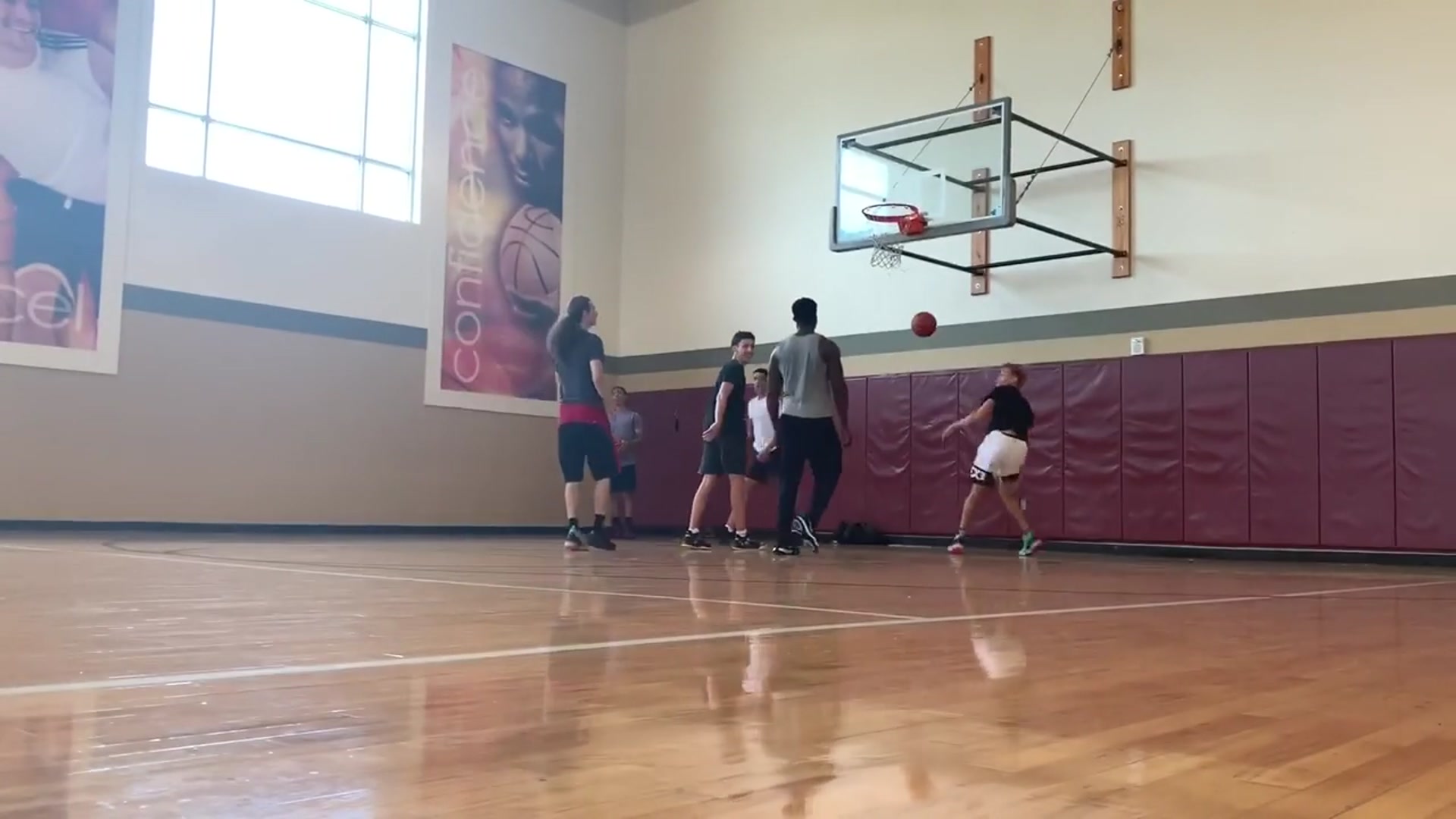 'Video thumbnail for Isaiah and Luis Dunk Session'