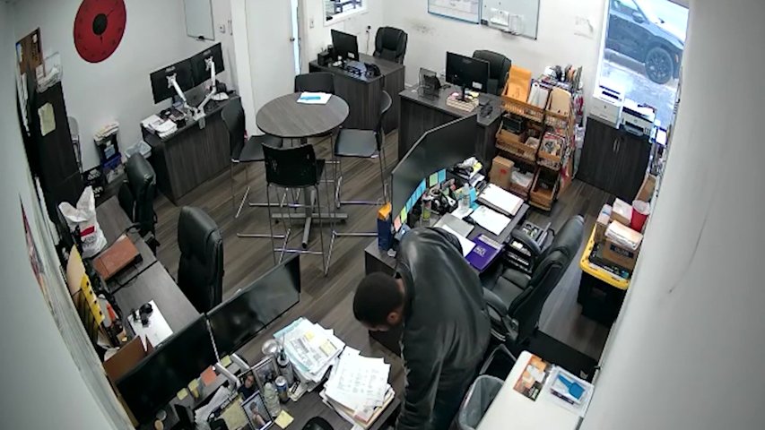 Video thumbnail for Police searching for man caught on camera stealing from Island Park catering business