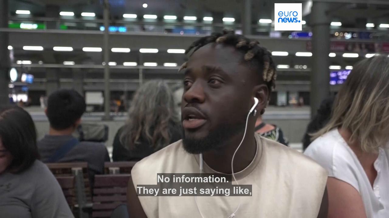 Video thumbnail for Thousands stranded as technical malfunction temporarily halts entire German railway network