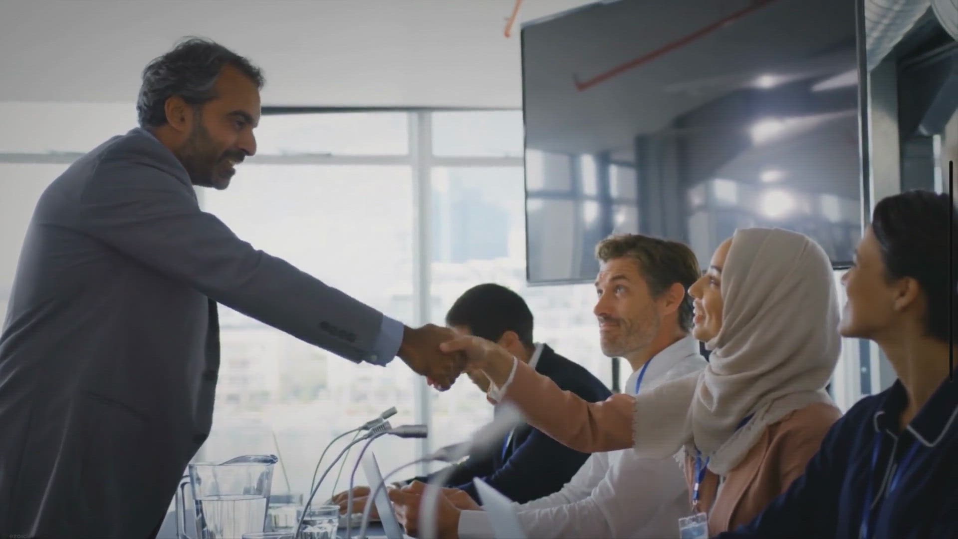 Video thumbnail for El Poder del Convertidor de Imágenes en Online: Revelando las Características y Beneficios de los Formatos JPEG, PNG y WebP