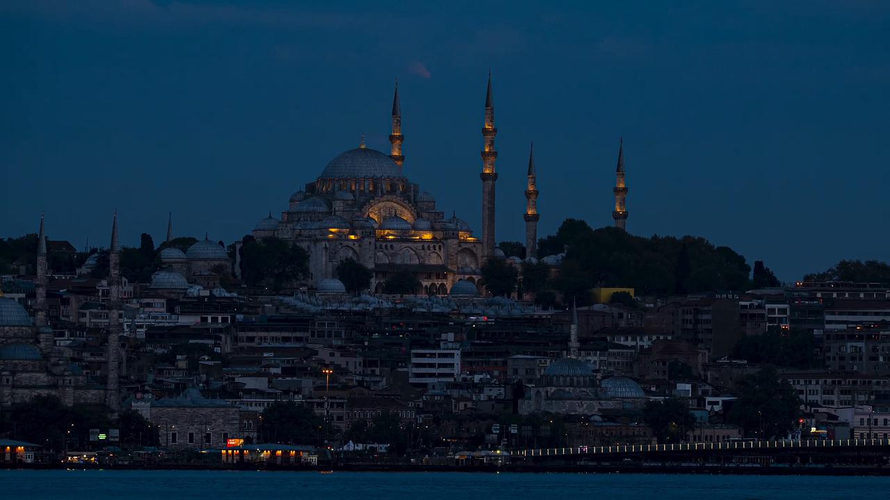 Video thumbnail for Türkiye: Partial lunar eclipse observed over Türkiye's Istanbul.