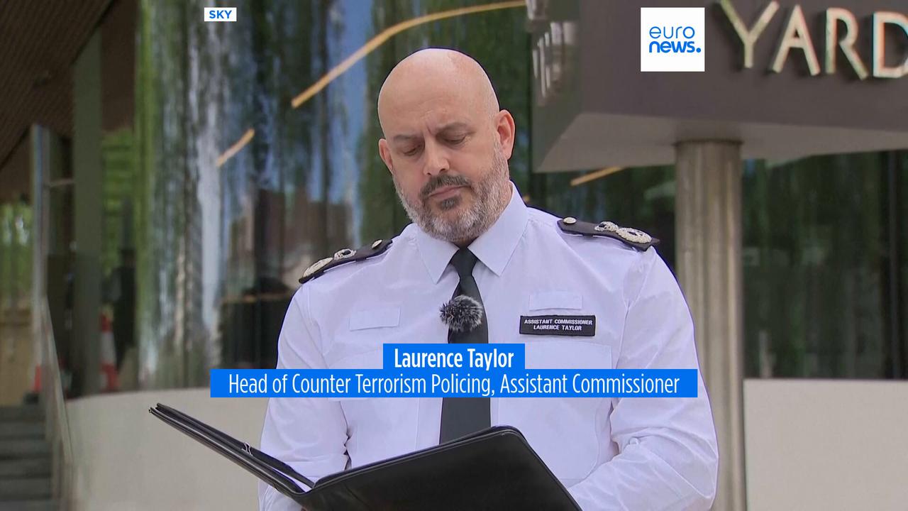Video thumbnail for Two Jewish people stabbed in north London terrorist incident, police say