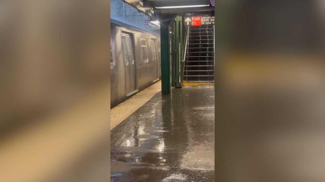Video thumbnail for US: Floodwaters cascade into New York subway as torrential rain hits city.