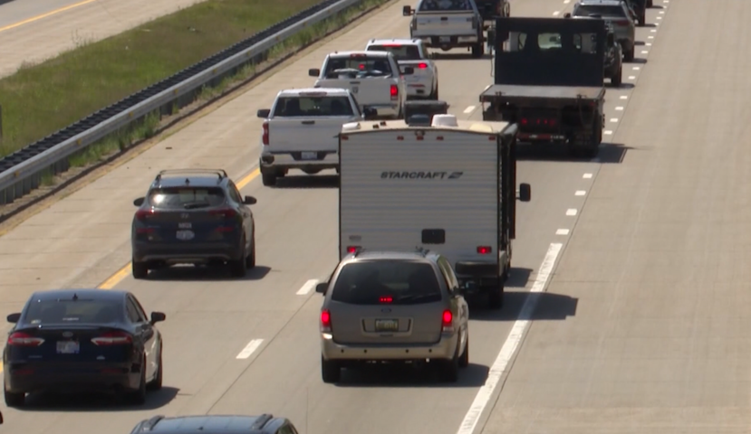 Video thumbnail for Labor Day travelers face higher gas prices and busy roads