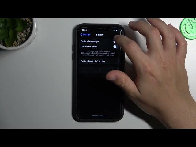 Video thumbnail for iOS Tricks: How to Show Battery Percentage on iOS 16?