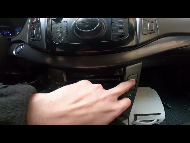 Video thumbnail for How to Enable or Disable Seat Heating in Hyundai i40 ( 2011 – 2019 ) | Use Seat Heating