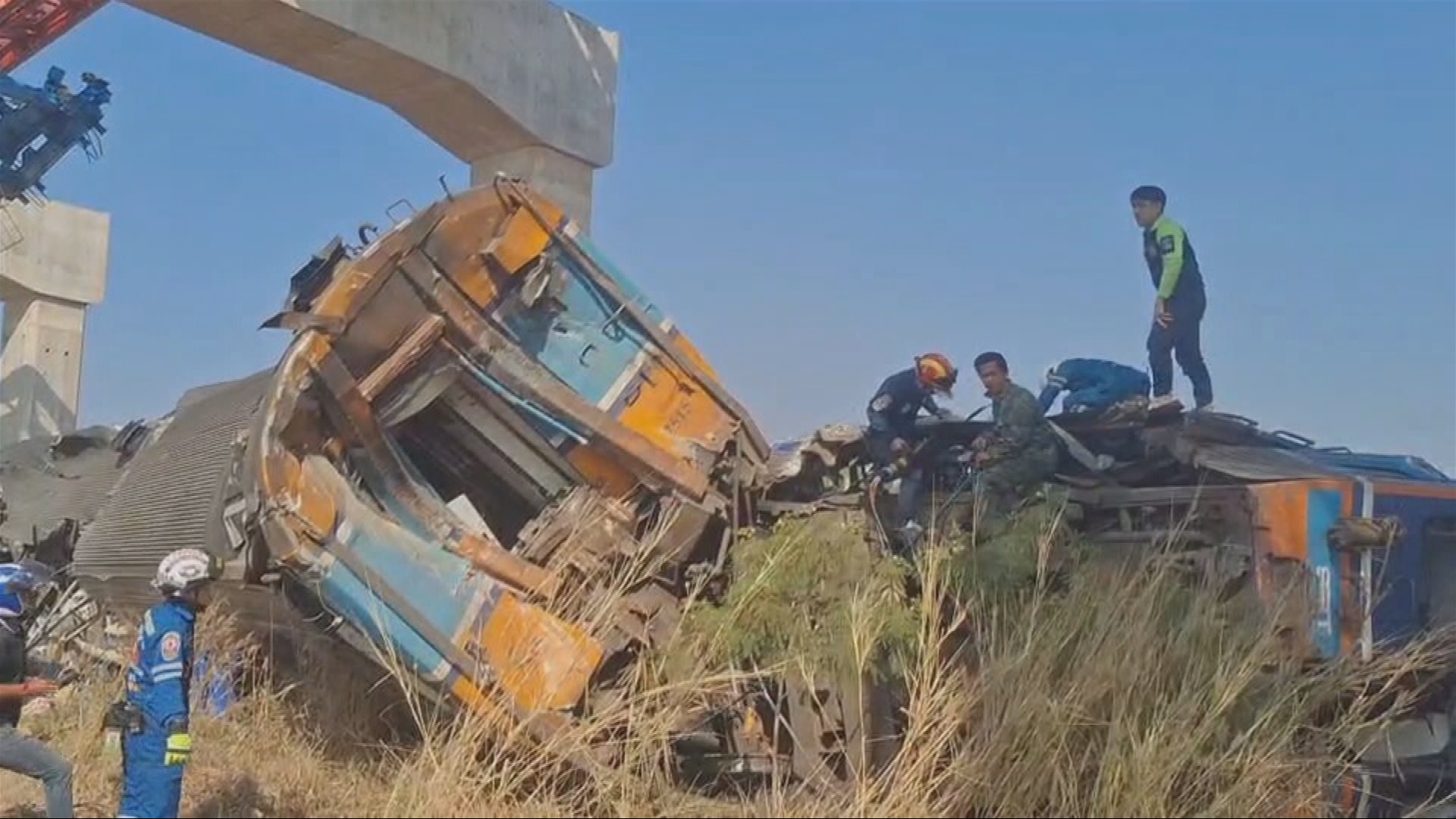 Video thumbnail for Passenger train derails in Thailand, killing at least 22 and injuring dozens