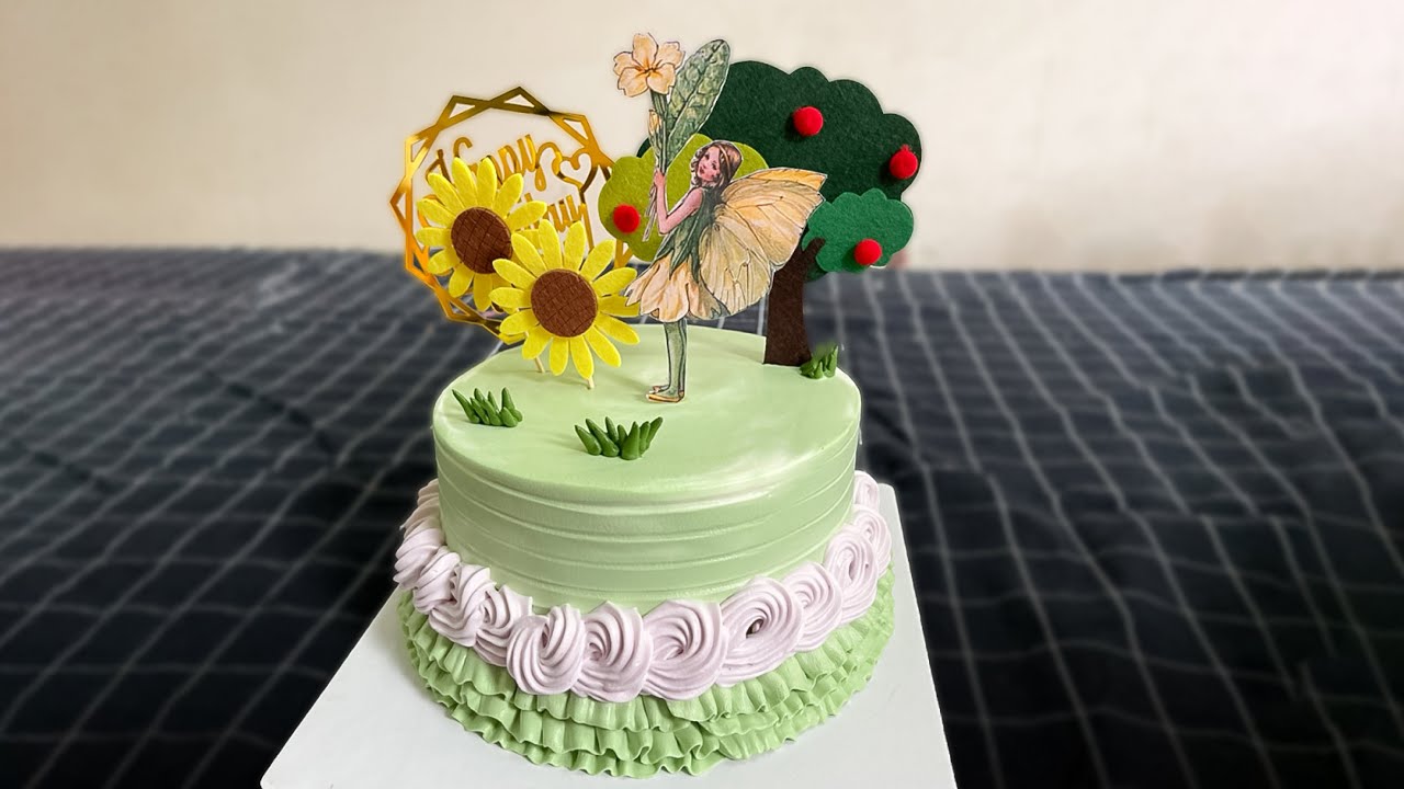 'Video thumbnail for Fairy birthday cake decoration for baby'