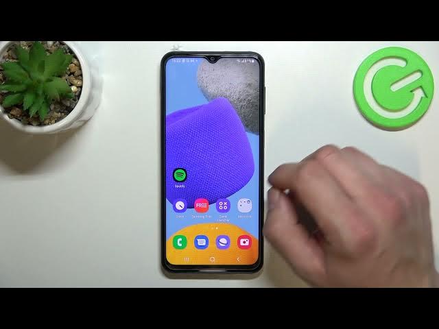Video thumbnail for Samsung Galaxy F23 - How To Remove Cards From Google Pay