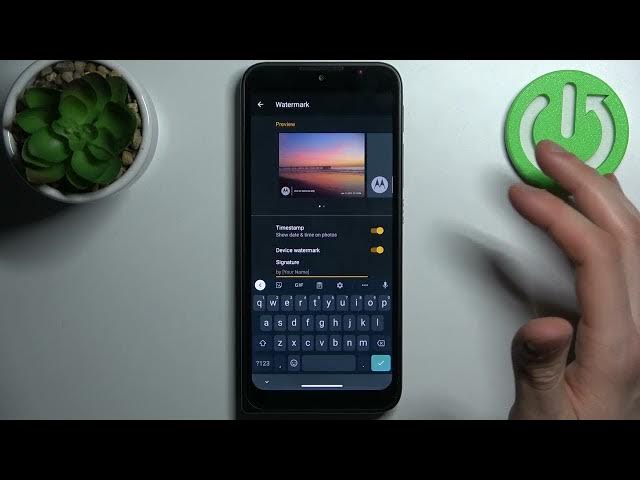 Video thumbnail for Motorola Defy - How To Add Custom Watermark