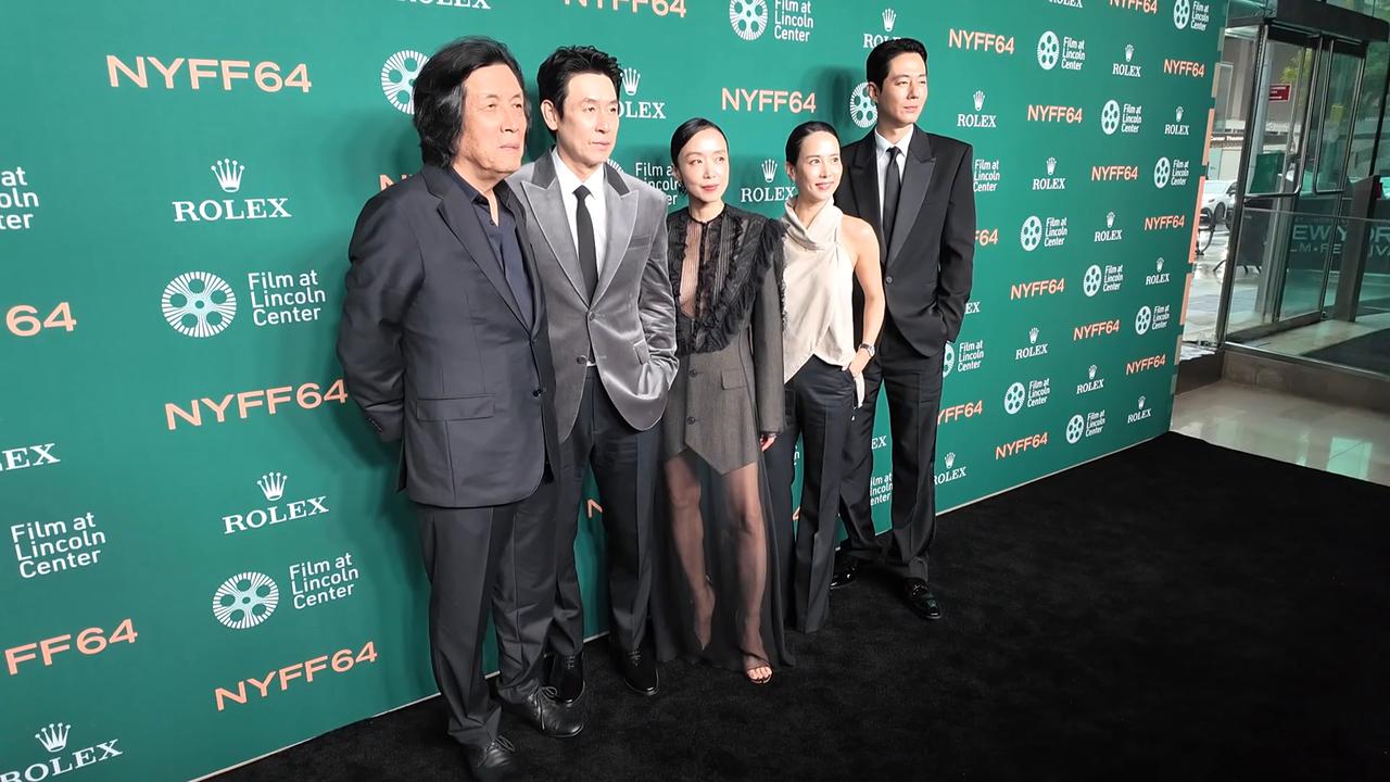 Video thumbnail for NY: 64th New York Film Festival - U.S. Premiere of 'Possible Love' - Arrivals 2.