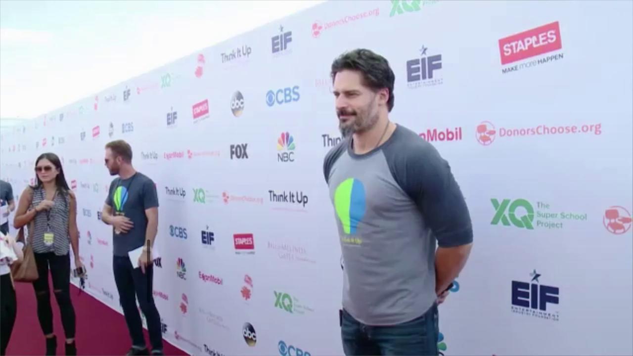 Video thumbnail for Joe Manganiello disputes Sofía Vergara's reason for their divorce.