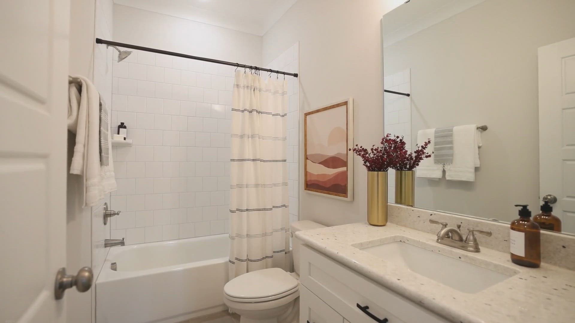 Video thumbnail for 4 problemas y soluciones de los baños invisibles de Niagara