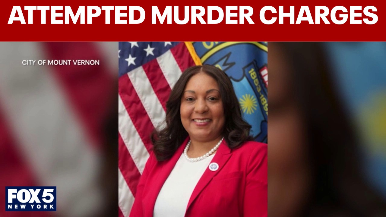 Video thumbnail for Mt. Vernon PD deputy commissioner, son charged in Bronx shooting