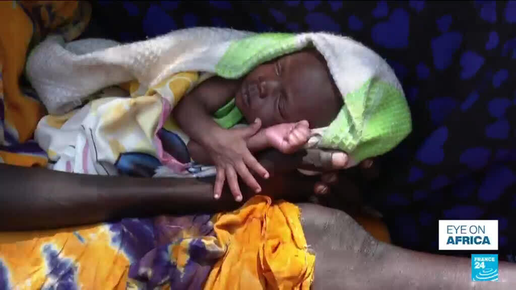 Video thumbnail for Thousands displaced by clashes in South Sudan town