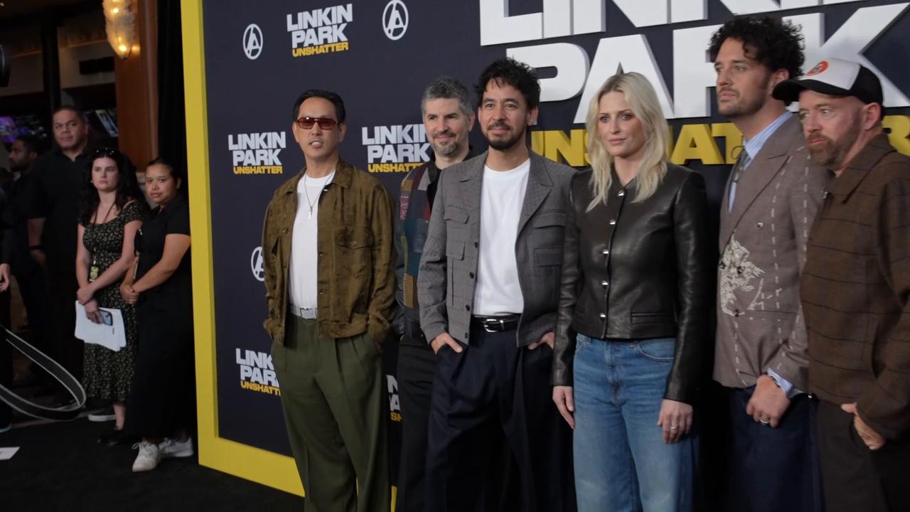 Video thumbnail for CA: LINKIN PARK: UNSHATTER Los Angeles Premiere - Arrivals 3.