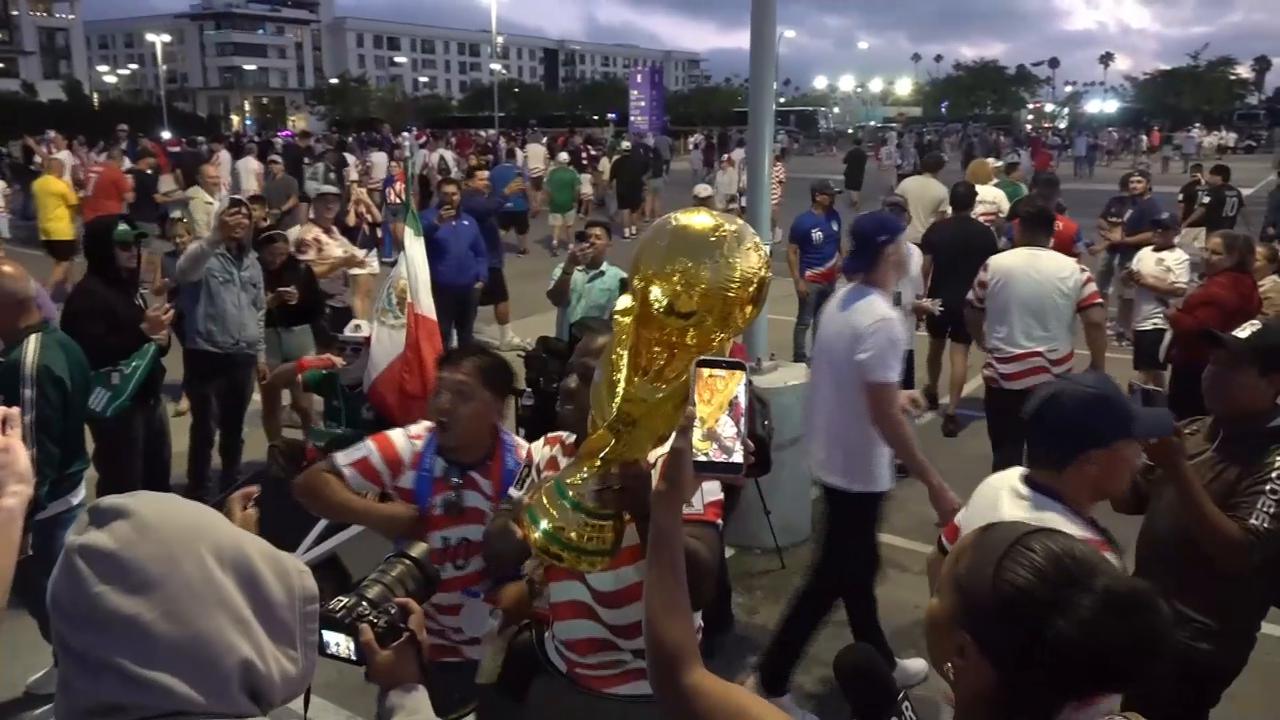 Video thumbnail for US: US fans celebrate World Cup victory over Paraguay in Los Angeles.