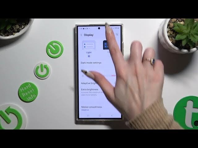 Video thumbnail for How to Turn On Auto Brightness on SAMSUNG Galaxy S24 Ultra