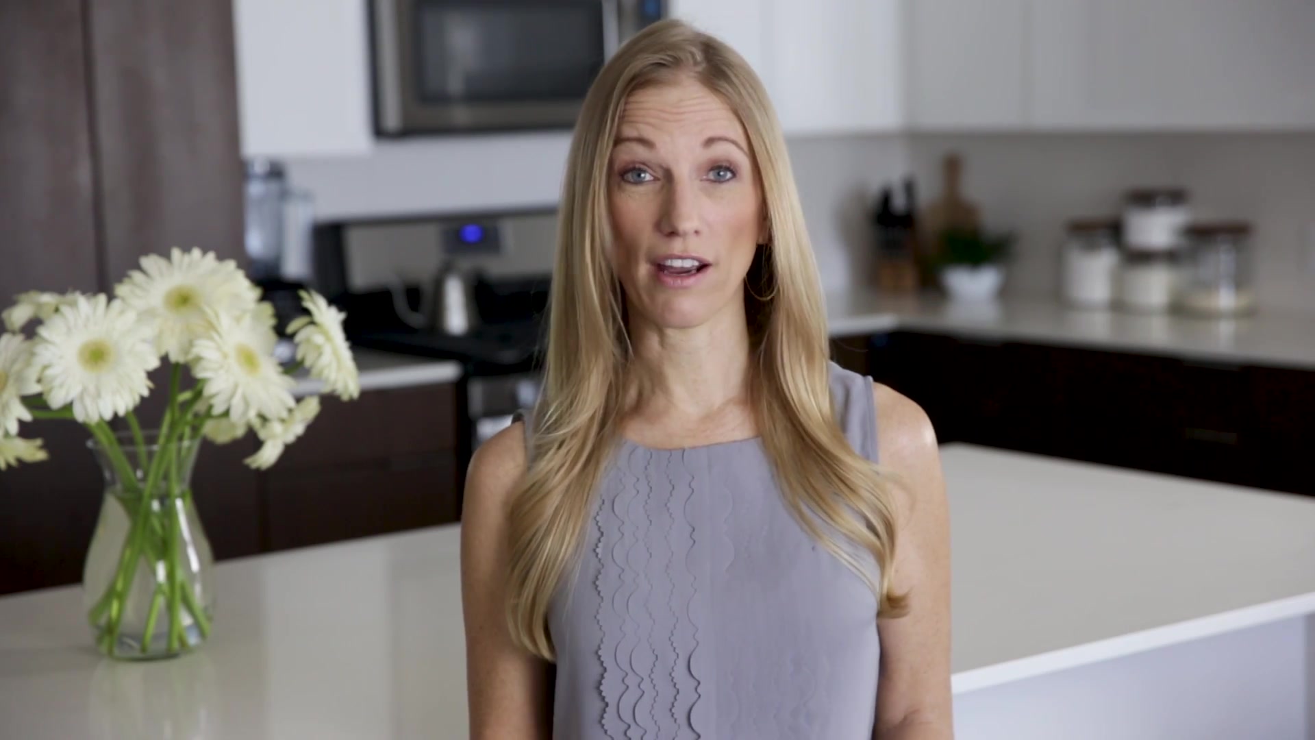 Video thumbnail for 26.HOW TO BREW CHEMEX COFFEE ¦ a simple chemex brewing guide (1080p 24fps)