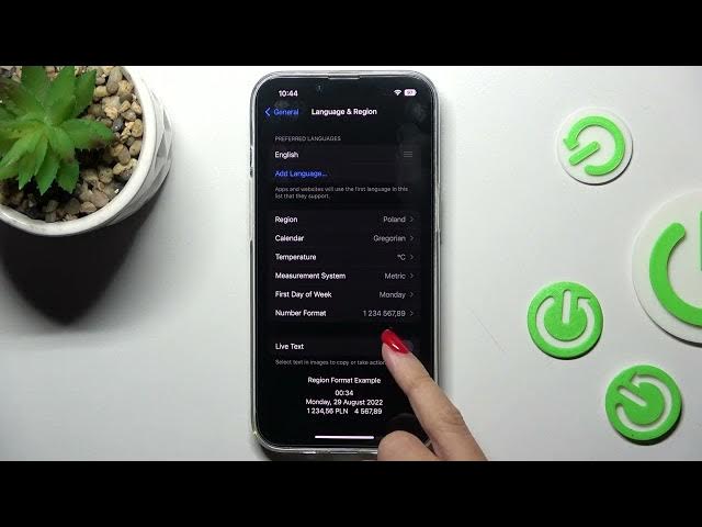 Video thumbnail for How to Enable Live Text in iOS 16 on iPhone? | Copy Text from Photos