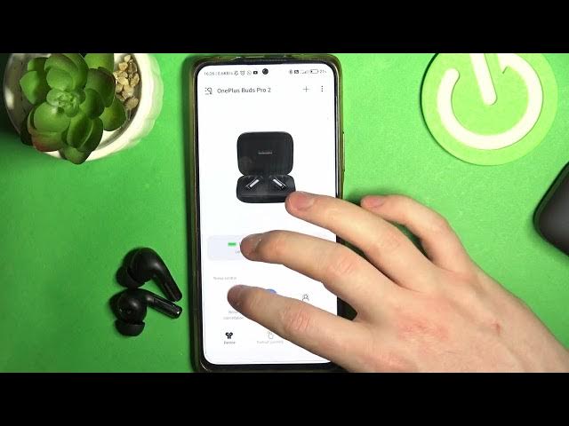 Video thumbnail for How to Manage Ambient Sound on OnePlus Buds Pro 2 - Noise Cancelling