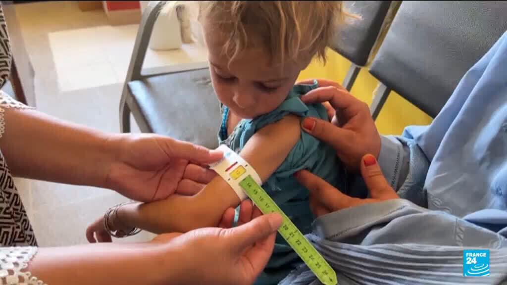 Video thumbnail for One million Afghan children suffer 'life-threatening' malnutrition