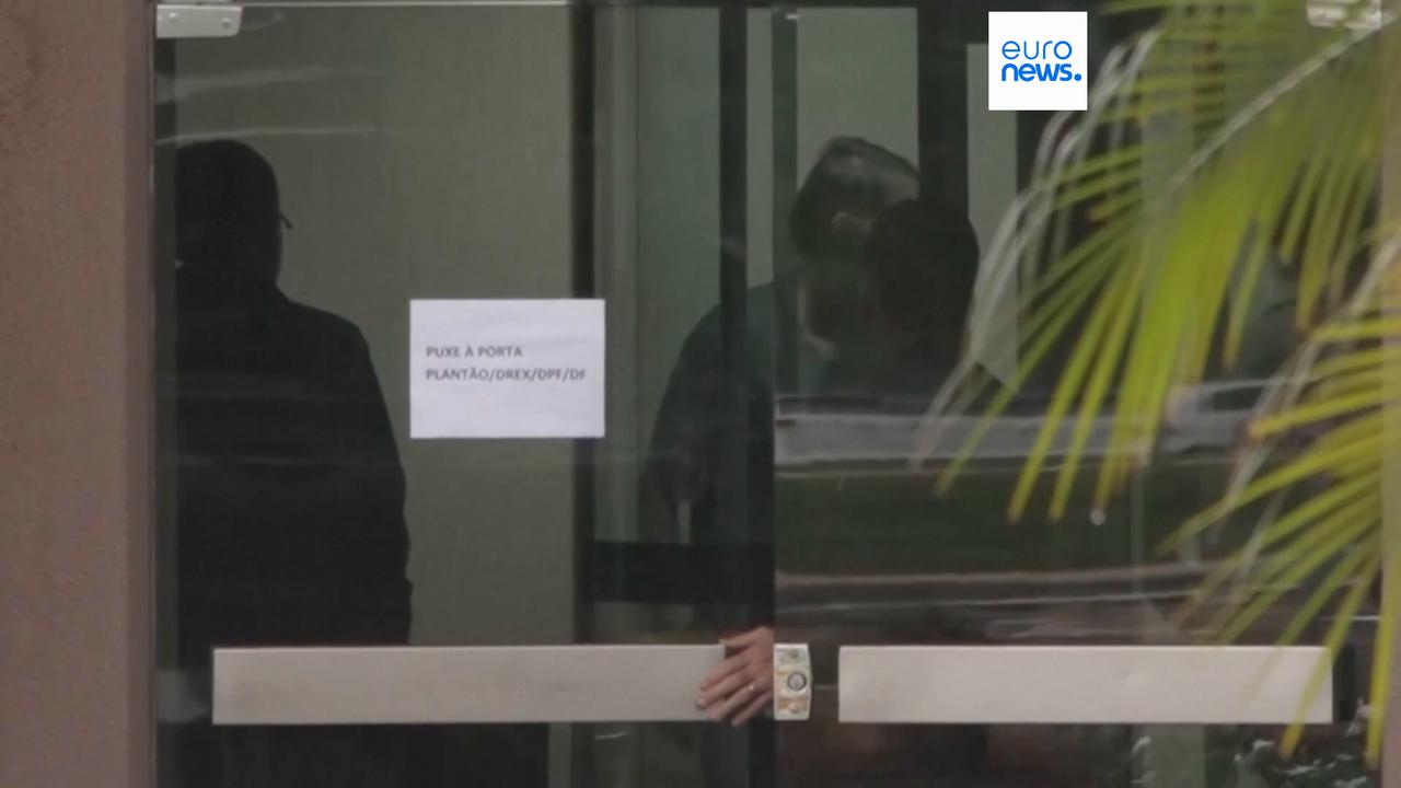 Video thumbnail for Brazil's former President Jair Bolsonaro begins 27-year prison sentence for coup plot