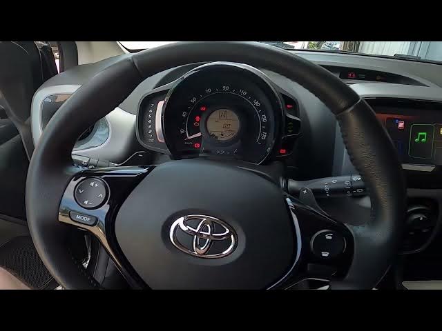 Video thumbnail for How to Enable or Disable Phone Status in Toyota Aygo II ( 2014 - 2021 )