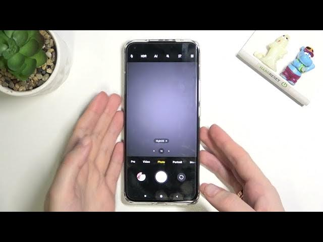 Video thumbnail for How to Take Burst Shot on XIAOMI Mi 11 Ultra - Enter Camera Advanced Settings