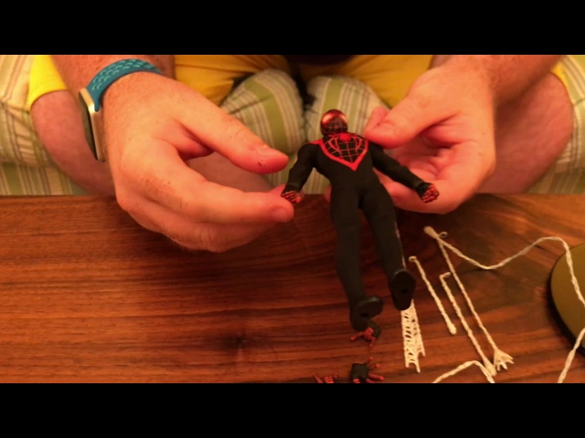 Video thumbnail for Unboxing/Review One:12 Miles Morales Spider-Man Mezco Action Figure