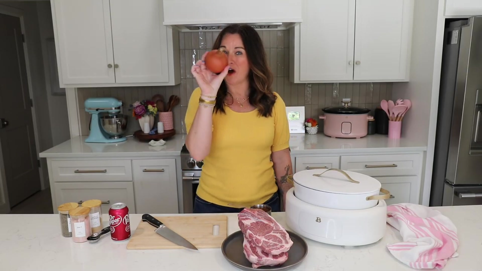 Video thumbnail for Easy Crock Pot Dr Pepper Pulled Pork(720P HD)