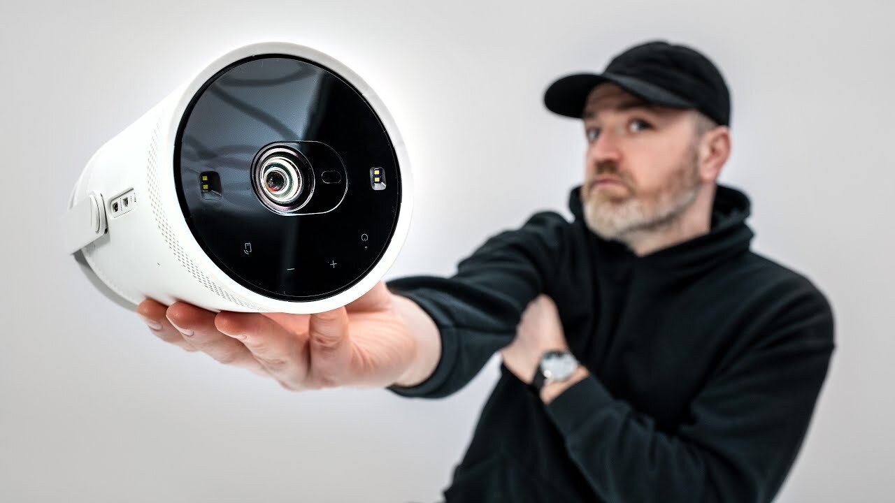 Video thumbnail for Samsung's Unusual New Gadget...