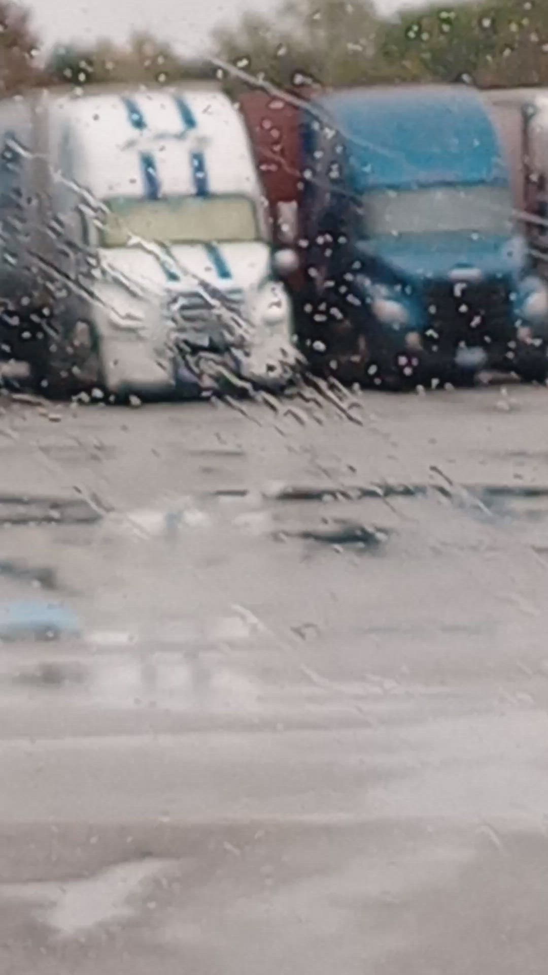 Video thumbnail for Race truck