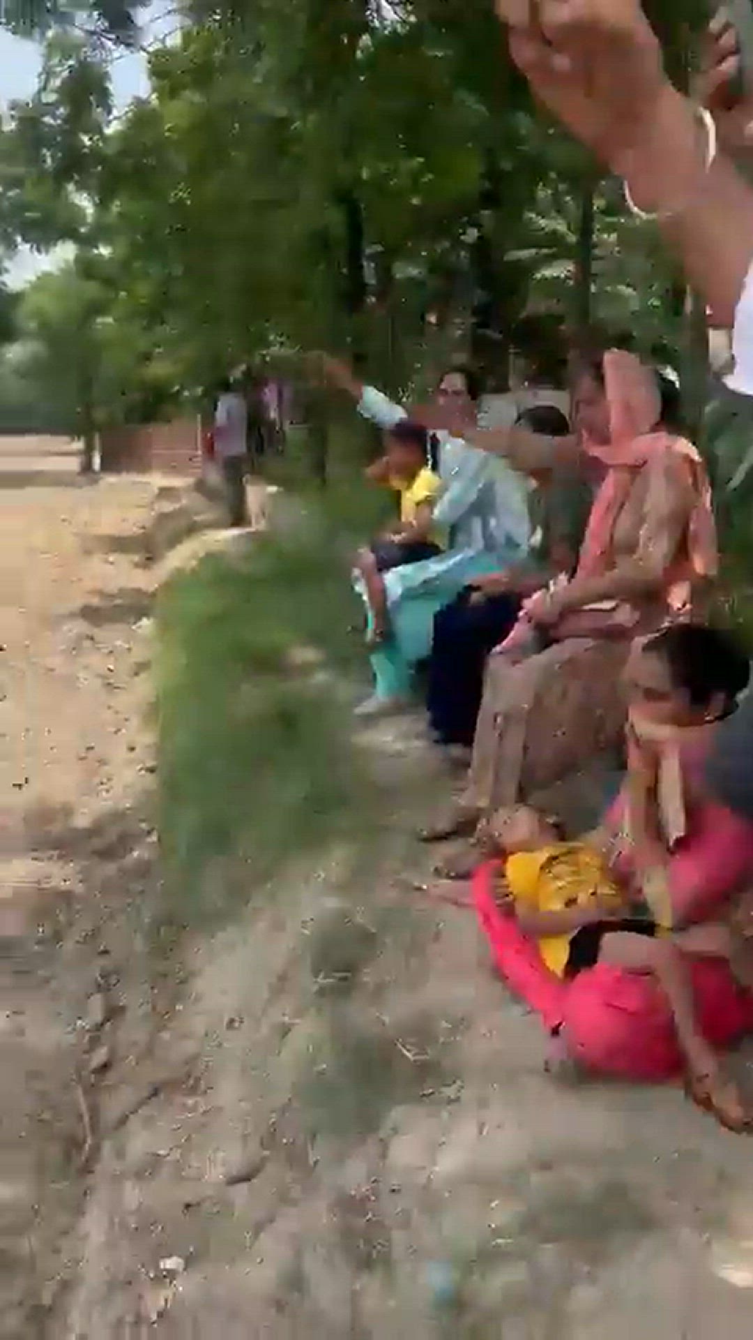 Video thumbnail for ਸੰਗਰੂਰ ਵਿੱਚ ਮੁੱਖ ਮੰਤਰੀ ਭਗਵੰਤ ਮਾਨ ਦੀ ਕੋਠੀ ਦਾ ਘਿਰਾਓ ਕਰਨ ਜਾ ਰਹੇ ਕੱਚੇ ਅਧਿਆਪਕਾਂ ‘ਤੇ ਪੁਲਿਸ ਵੱਲੋਂ ਲਾਠੀਚਾ