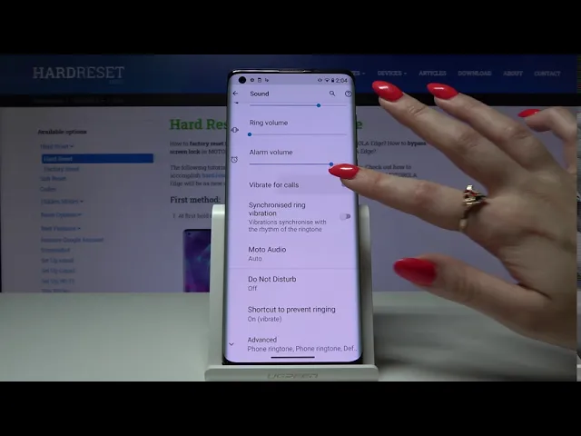 Video thumbnail for How to Manage Vibration Settings on MOTOROLA Edge – Volume Options