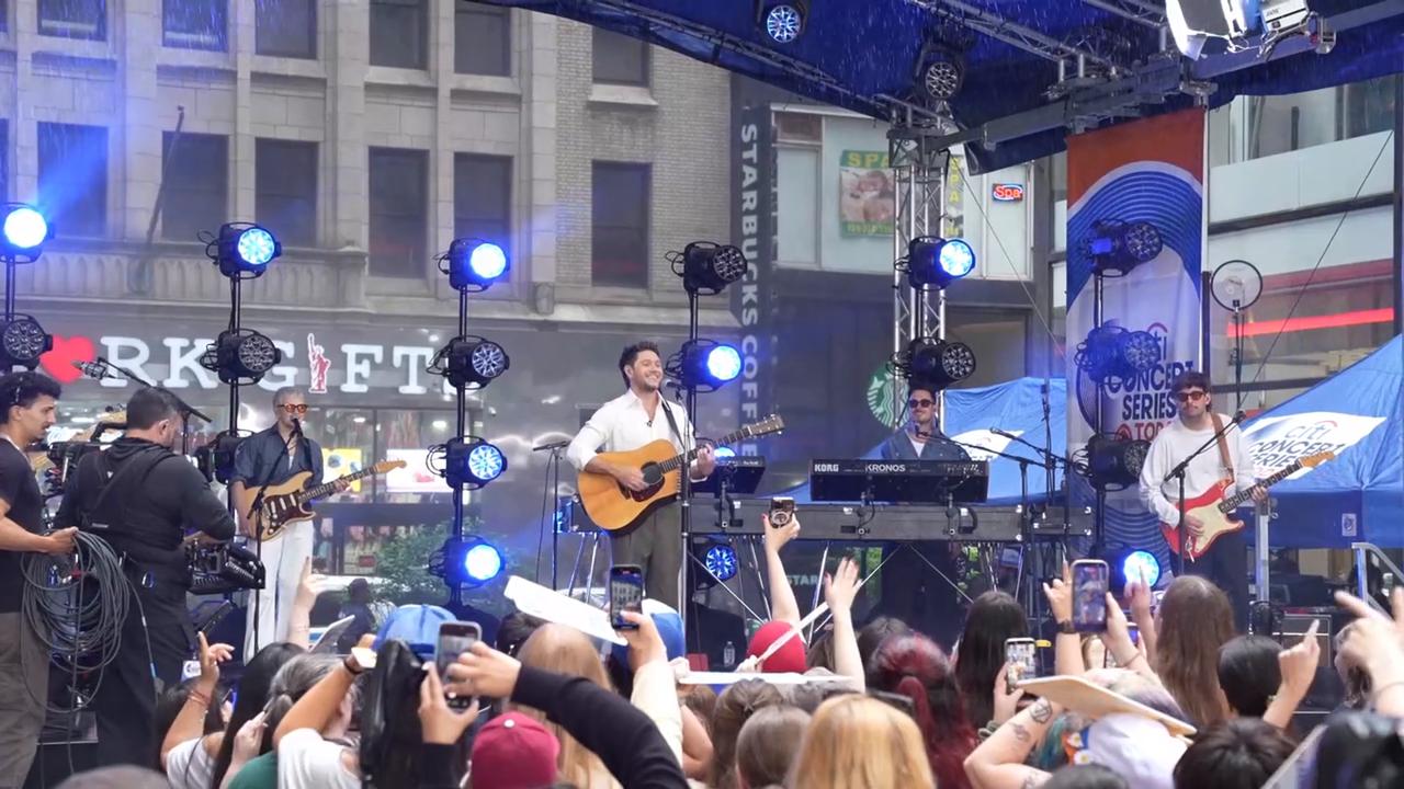 Video thumbnail for Niall Horan concert on NBC Today Show 3.