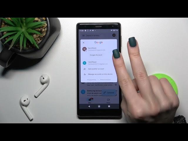 Video thumbnail for How to Log Out of a Gmail Account on SONY Xperia XZ2