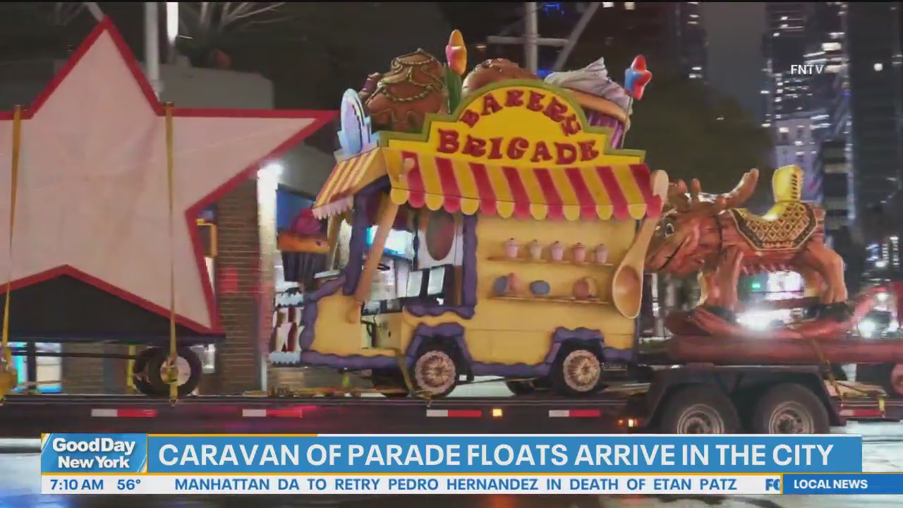 Video thumbnail for Floats and balloons arrive as Macy’s parade prep takes over NYC