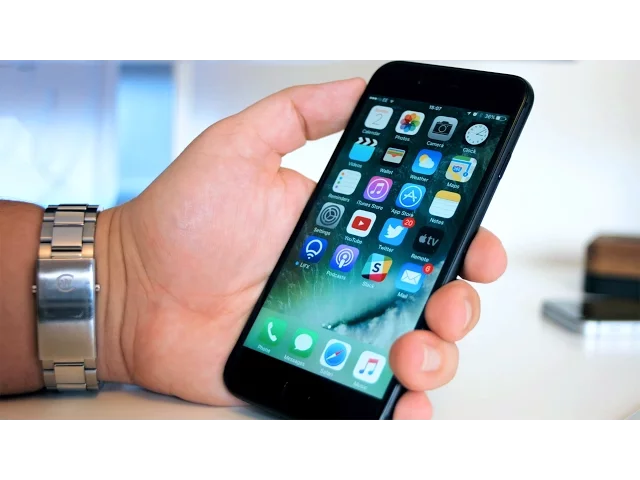 Video thumbnail for 10 Hidden iOS 10 Features