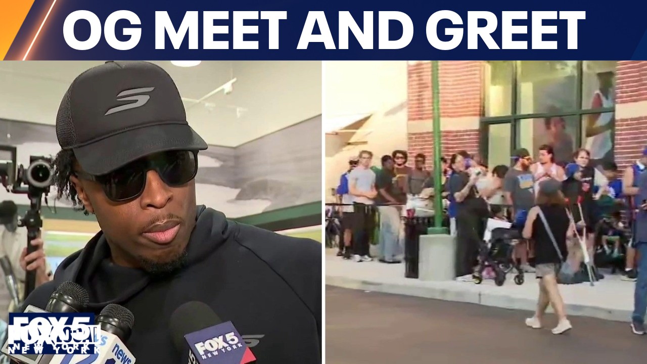Video thumbnail for Knicks player OG Anunoby meet and greet
