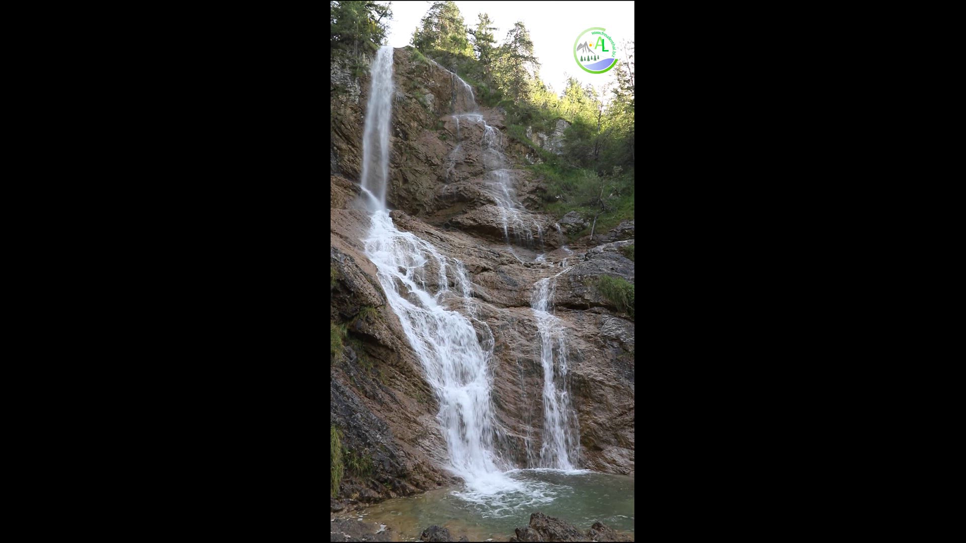 Video thumbnail for Zipfelsbachfälle im Allgäu