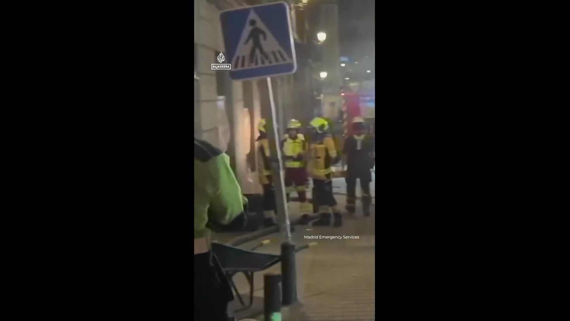 'Video thumbnail for Deadly building collapse kills 4 in Madrid'