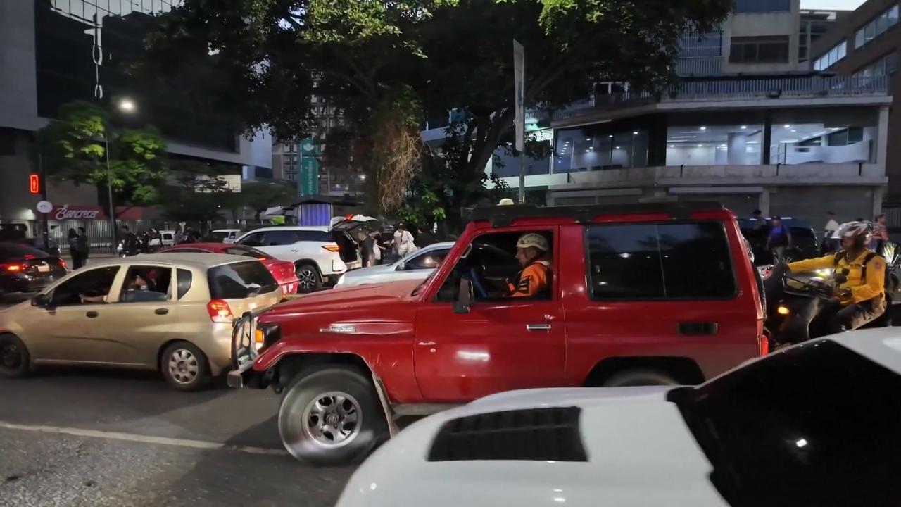 Video thumbnail for Venezuela: Death toll from Venezuela earthquakes rises to 1,430.