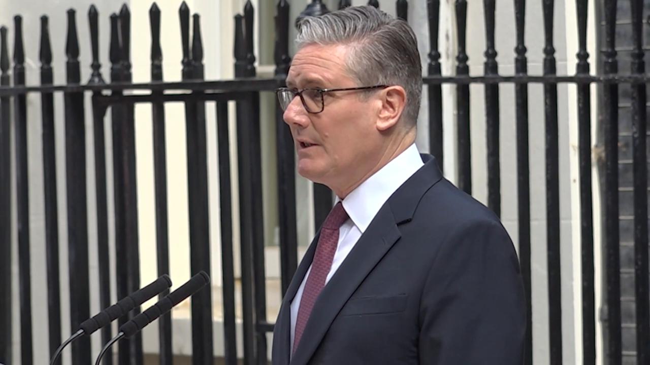 Video thumbnail for US: British Premier Starmer announces resignation amid mounting pressure over election results (2).