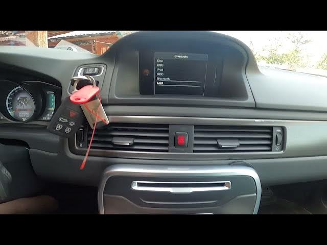 Video thumbnail for How to Change AUX Input Level in VOLVO V70 III ( 2007 – 2016 ) - Manage AUX Input