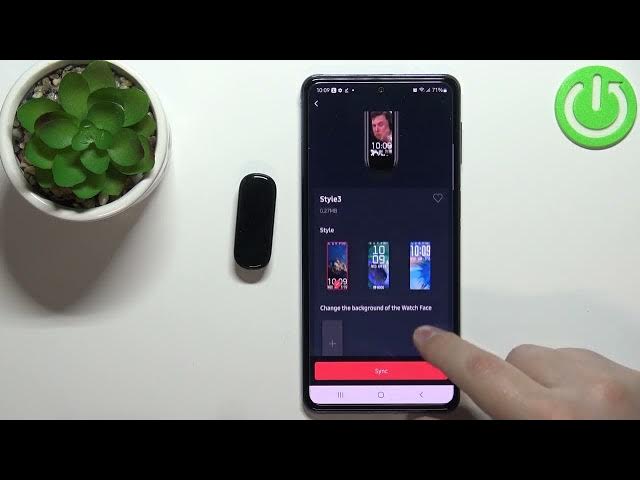 Video thumbnail for How to Set Custom Watch Face in Amazfit Band 5?
