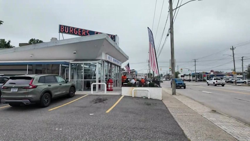 Video thumbnail for Money stolen, glass door smashed at All American Hamburger Drive In