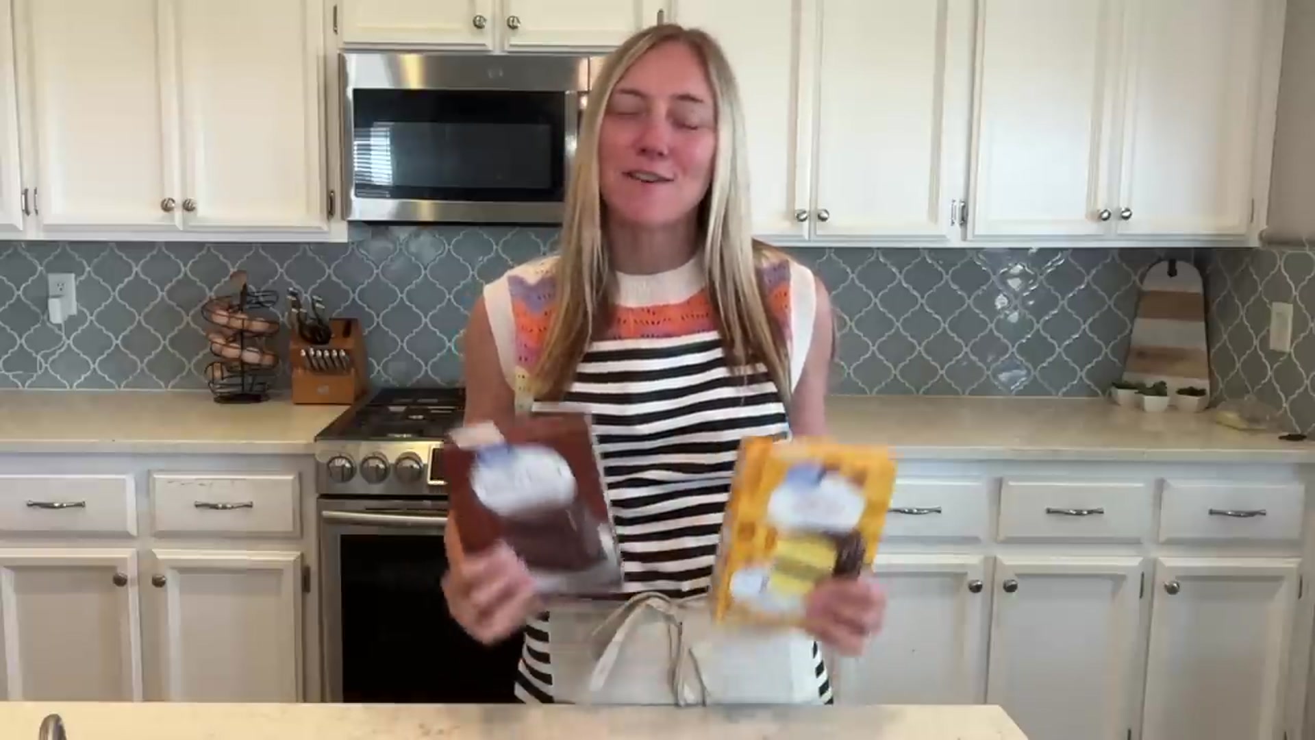 Video thumbnail for 5 Easy Delicious BOX CAKE MIX RECIPES Molly Purcell Molly Makes it Easy(720P HD)